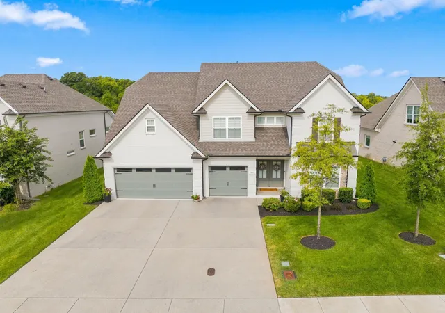 2nd image of 2212 Winterdale Dr, Murfreesboro, TN 37128 | MLS# 3336339