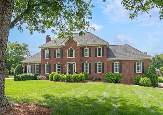 Photo 1 of Single family home for sale at 1012 Saint Georges Way, Franklin, TN 37064 | MLS# 3515322 | Listing updated on 2026-09-04
