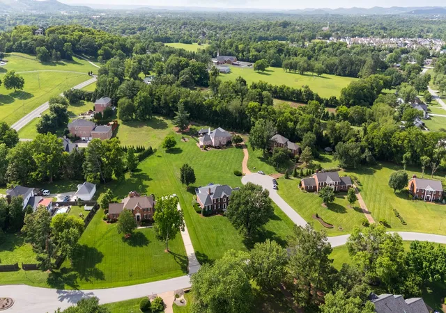 Photo 2 of Single family home for sale at 1012 Saint Georges Way, Franklin, TN 37064 | MLS# 3515322 | Listing updated on 2026-09-04