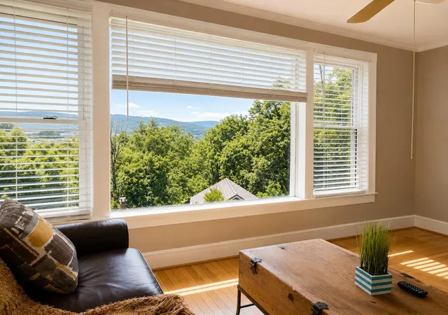 3rd image of 549 S Crest Road, Chattanooga, TN 37404 | MLS# 3336372