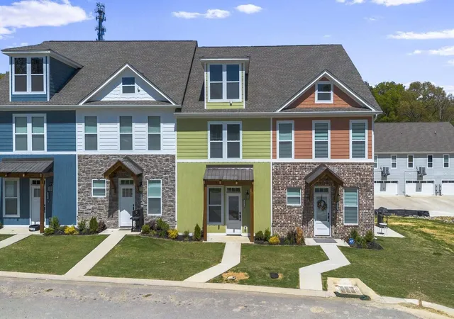 2nd image of 18081806 1804,1802 Arbor Hills Dr, Cleveland, TN 37323 | MLS# 3336385