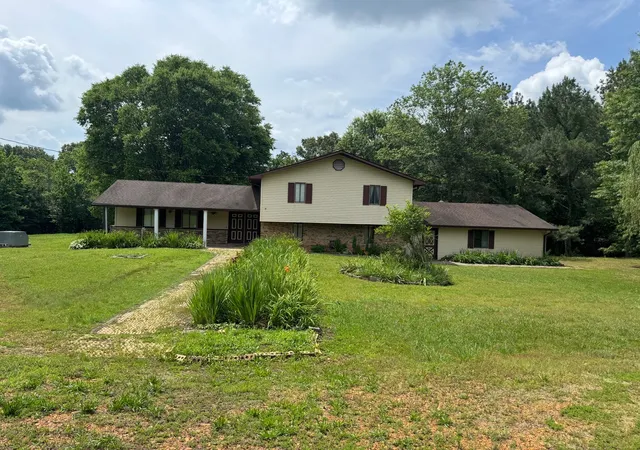 Photo 1 of Single family home for sale at 3650 Blood River Church Rd, Buchanan, TN 38222 | MLS# 3500899 | Listing updated on 2026-08-12