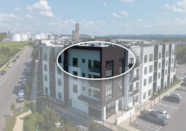 3rd image of 1677 54Th Ave N #400, Nashville, TN 37209 | MLS# 3501262