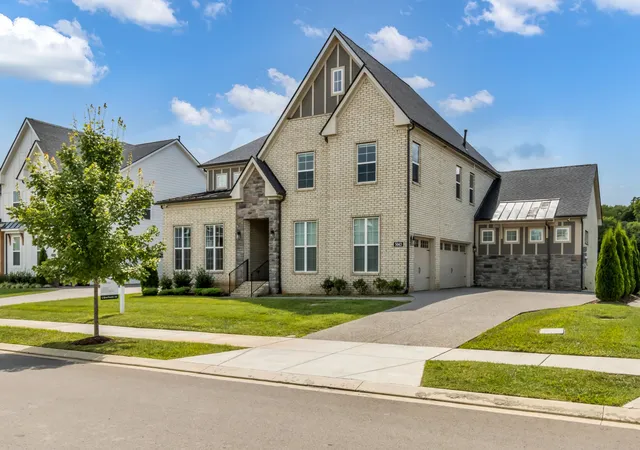 Photo 3 of Single family home for sale at 5043 High Park Hl Dr, Arrington, TN 37014 | MLS# 3347198 | Listing updated on 2026-09-04