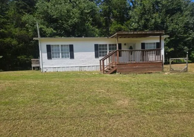 1st image of 233 Sunnyfield Ln, Camden, TN 38320 | MLS# 3347195
