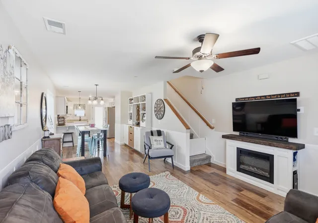 2nd image of 204 Emmett Dr, White House, TN 37188 | MLS# 3386128