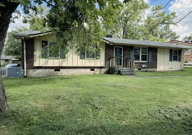 2nd image of 124 Laurel Ln, Hendersonville, TN 37075 | MLS# 3502111