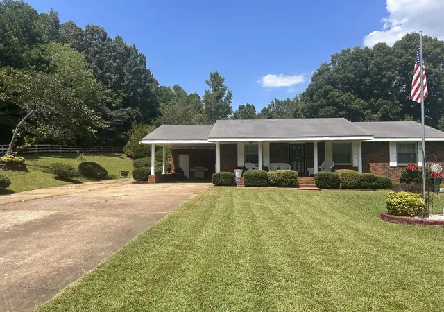 1st image of 185 Holmes Mill Rd, Huntingdon, TN 38344 | MLS# 3499530