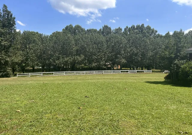 3rd image of 185 Holmes Mill Rd, Huntingdon, TN 38344 | MLS# 3499530
