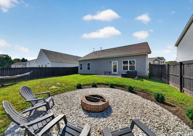 4th image of 1003 Village Ct, Burns, TN 37029 | MLS# 3513867