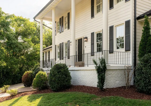 Photo 3 of Mansion for sale at 116 Century Oak Dr, Franklin, TN 37069 | MLS# 3541206 | Listing updated on 2026-09-08