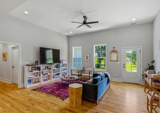 4th image of 2341 Tom Austin Hwy, Greenbrier, TN 37073 | MLS# 3501190