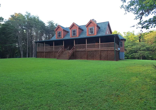 2nd image of 146 Sparkmantown Rd, Rock Island, TN 38581 | MLS# 3500887