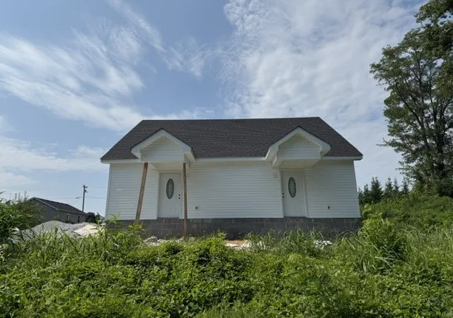 2nd image of 1012 Hunt St, Winchester, TN 37398 | MLS# 3509952
