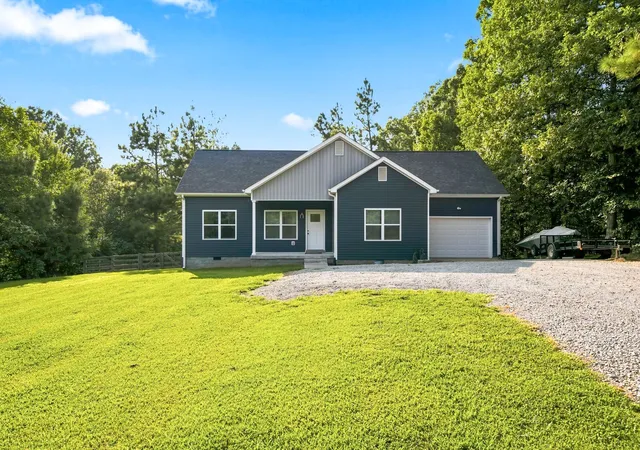image of 5702 Fox Haven Dr, Nunnelly, TN 37137 | MLS# 3499648