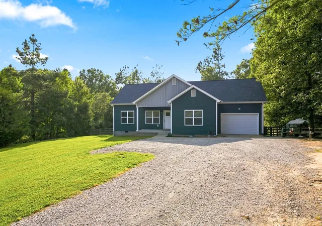 image of 5702 Fox Haven Dr, Nunnelly, TN 37137 | MLS# 3499648