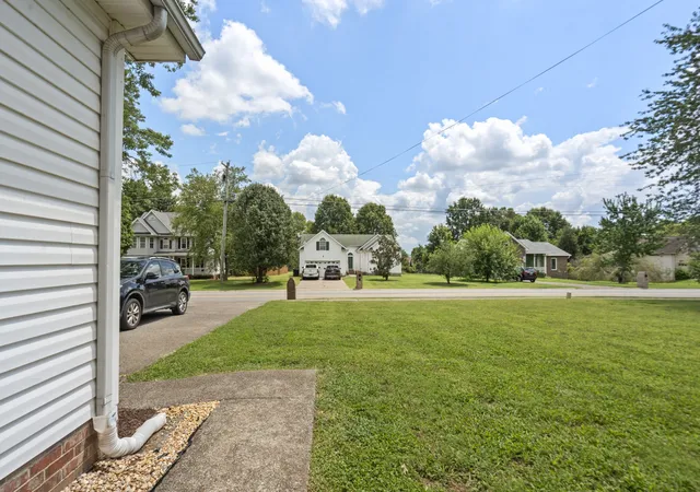 Photo 4 of Single family home for sale at 394 Buckingham Blvd, Gallatin, TN 37066 | MLS# 3499707 | Listing updated on 2026-08-16