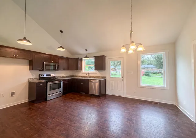 2nd image of 1115 Moreno Ln, Lewisburg, TN 37091 | MLS# 3500830