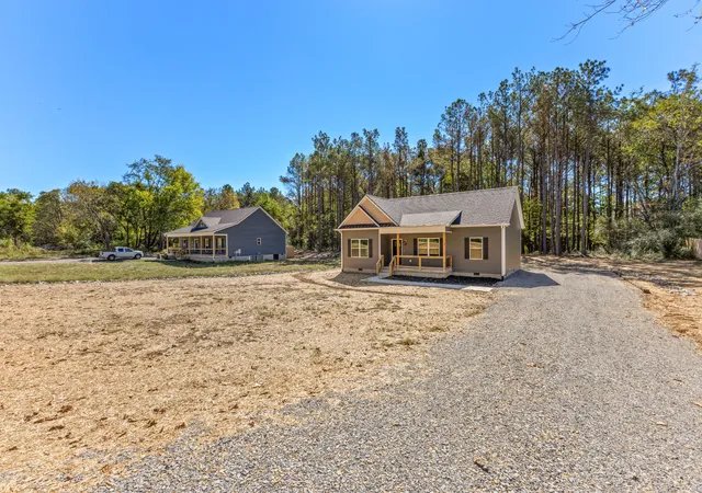 Photo 3 of Single family home for sale at 9990 N Tidwell Rd, Bon Aqua, TN 37025 | MLS# 3499654 | Listing updated on 2026-10-09