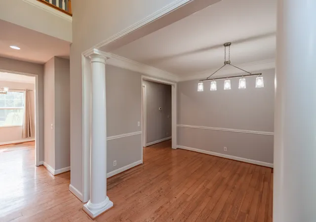 Photo 3 of Single family home for sale at 814 Lynn Dr, Goodlettsville, TN 37072 | MLS# 3499713 | Listing updated on 2026-09-04