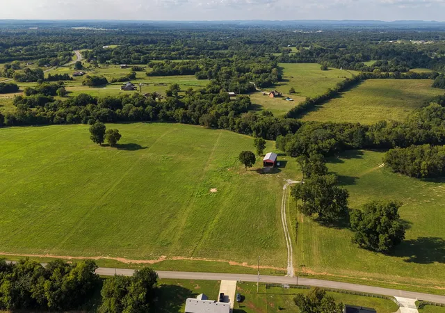 2nd image of 0 Wallace Thompson Road, Lewisburg, TN 37091 | MLS# 3510381