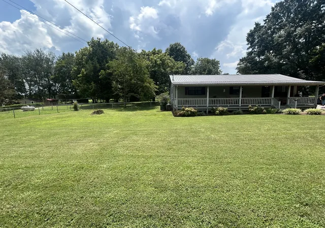Photo 2 of Single family home for sale at 206 Beth Page Rd, Estill Springs, TN 37330 | MLS# 3499715 | Listing updated on 2026-08-12