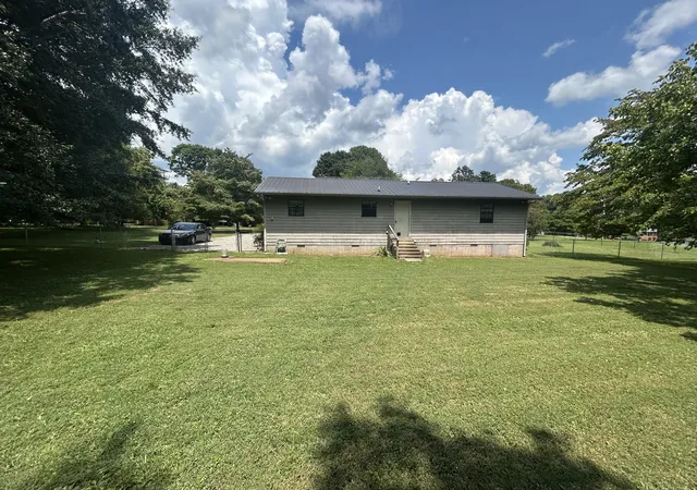 Photo 3 of Single family home for sale at 206 Beth Page Rd, Estill Springs, TN 37330 | MLS# 3499715 | Listing updated on 2026-08-12