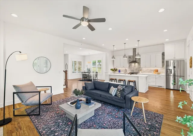 Photo 1 of Single family home for sale at 2617 Barclay Dr, Nashville, TN 37206 | MLS# 3511077 | Listing updated on 2026-09-15