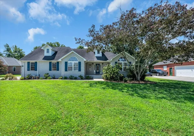 2nd image of 378 Crimson Dr, Winchester, TN 37398 | MLS# 3512759