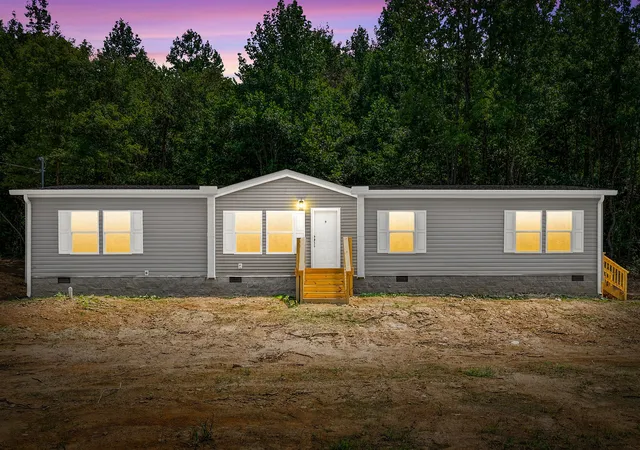 Photo 3 of Manufactured home for sale at 419 John Ross Holw Rd, Erin, TN 37061 | MLS# 3500853 | Listing updated on 2026-09-01
