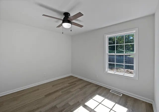 Photo 4 of Single family home for sale at 513 West 5th St, Columbia, TN 38401 | MLS# 3499727 | Listing updated on 2026-08-07