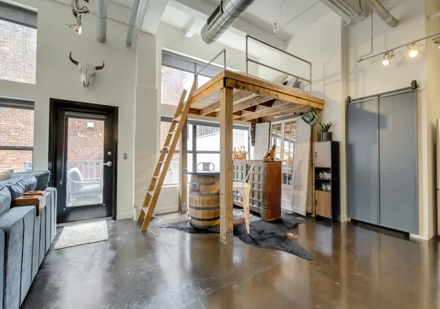 4th image of 239 Rep John Lewis Way N #302, Nashville, TN 37219 | MLS# 3501150