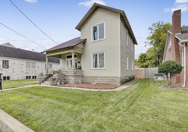 1st image of 409 N Oak St, Springfield, TN 37172 | MLS# 3500796