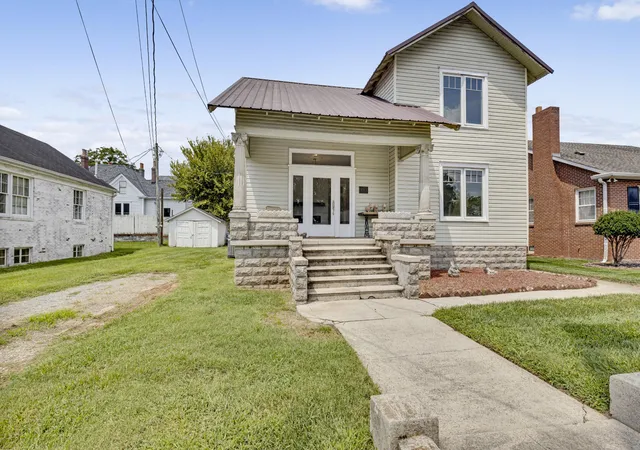 2nd image of 409 N Oak St, Springfield, TN 37172 | MLS# 3500796