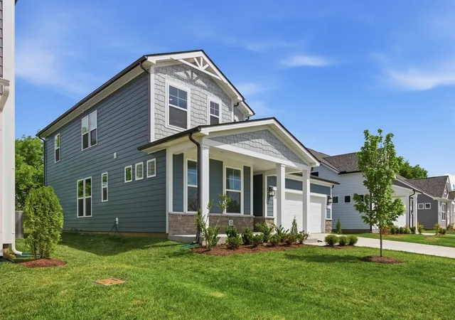 Photo 3 of Single family home for sale at 332 Black Bear Dr, Mount Pleasant, TN 38474 | MLS# 3499790 | Listing updated on 2026-09-23