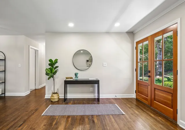 5th image of 814 Kendall Dr, Nashville, TN 37209 | MLS# 3500785