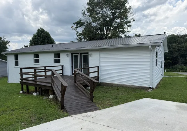 2nd image of 1102 Short Mountain Rd, Mc Minnville, TN 37110 | MLS# 3499816