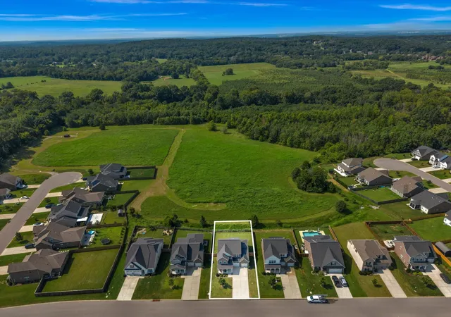 Photo 3 of Single family home for sale at 1207 Hodges Rd, Mount Juliet, TN 37122 | MLS# 3509907 | Listing updated on 2026-10-25