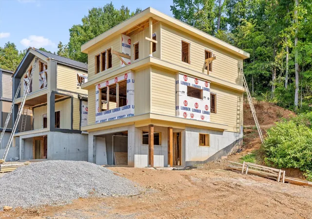 3rd image of 202 Lullwater Road, Chattanooga, TN 37405 | MLS# 3499811