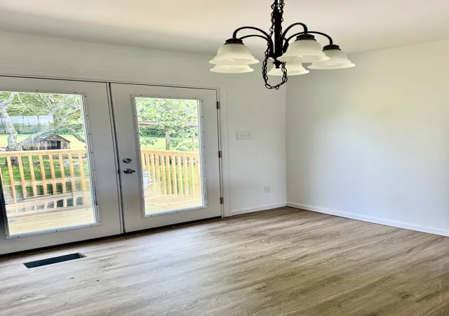Photo 2 of Single family home for sale at 2916 Edge Park Ct, Columbia, TN 38401 | MLS# 3499845 | Listing updated on 2026-09-07