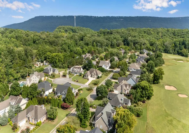 Photo 4 of Single family home for sale at 4134 Night Owl Ct, Chattanooga, TN 37419 | MLS# 3499817 | Listing updated on 2026-09-21