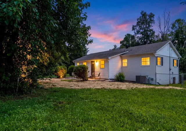 3rd image of 126 Lakeview Dr Se, Cleveland, TN 37323 | MLS# 3499821