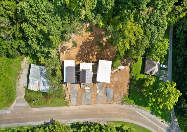 3rd image of 206 Lullwater Road, Chattanooga, TN 37405 | MLS# 3499832