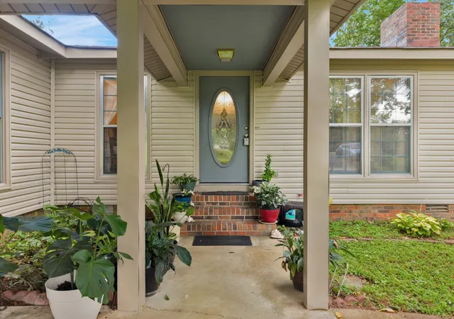 2nd image of 912 E College St, Pulaski, TN 38478 | MLS# 3510017