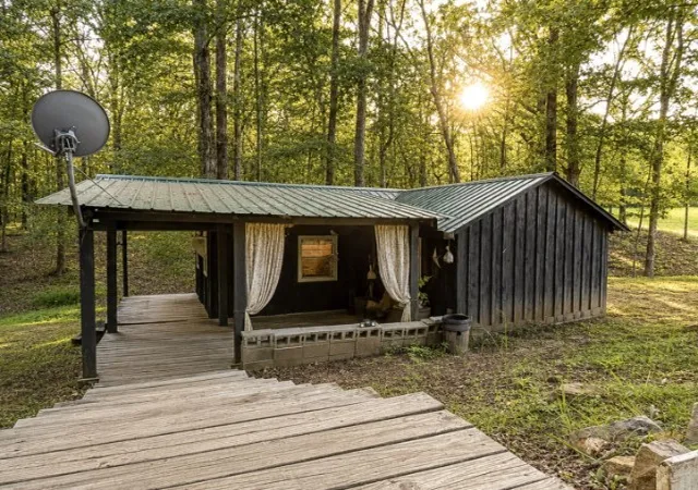 image of 122 Day Break Rd, Summertown, TN 38483 | MLS# 3500799