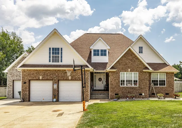 1st image of 124 Emma Dr, Portland, TN 37148 | MLS# 3513860