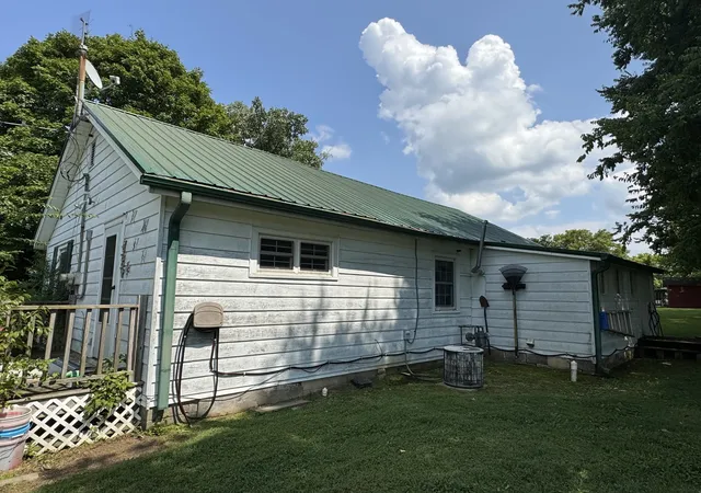 Photo 2 of Single family home for sale at 1296 Bethel Rd, Pulaski, TN 38478 | MLS# 3515943 | Listing updated on 2026-08-21