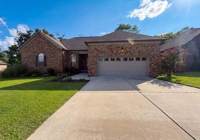 Photo 1 of Single family home for sale at 234 Hickory Pointe Dr, Lebanon, TN 37087 | MLS# 3500844 | Listing updated on 2026-08-26