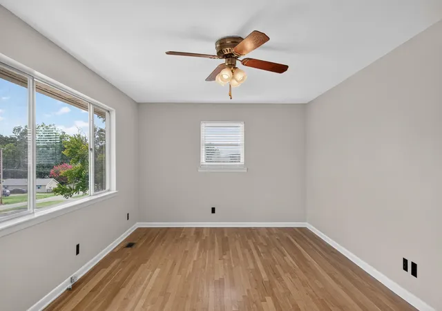 Photo 4 of Single family home for sale at 3458 Bennett Rd, Chattanooga, TN 37412 | MLS# 3500862 | Listing updated on 2026-10-19