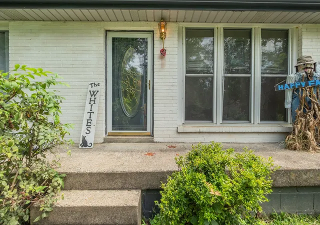 2nd image of 7183 Sugar Camp Dr, Greenbrier, TN 37073 | MLS# 3500873